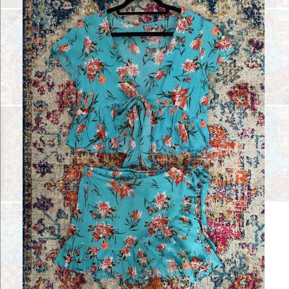 BLOCK TREND NWOT Two Piece Set